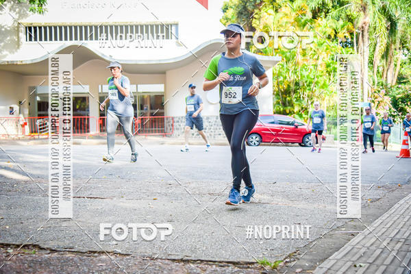 Buy your photos of the eventPark Run on Fotop