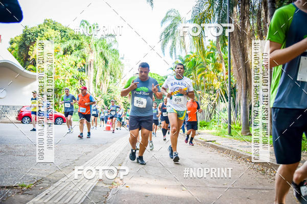 Buy your photos of the eventPark Run on Fotop