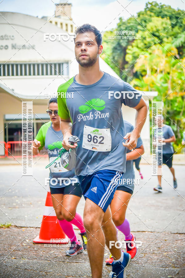 Buy your photos of the eventPark Run on Fotop