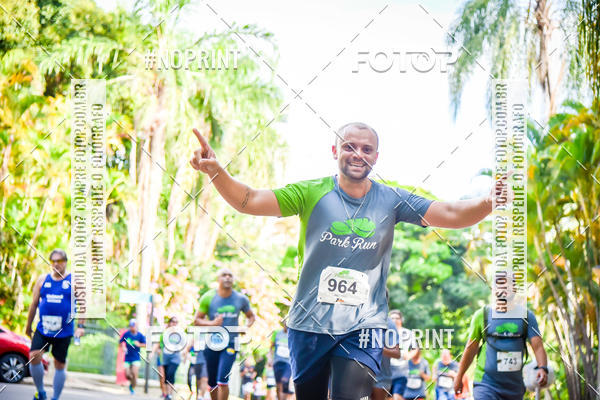 Buy your photos of the eventPark Run on Fotop