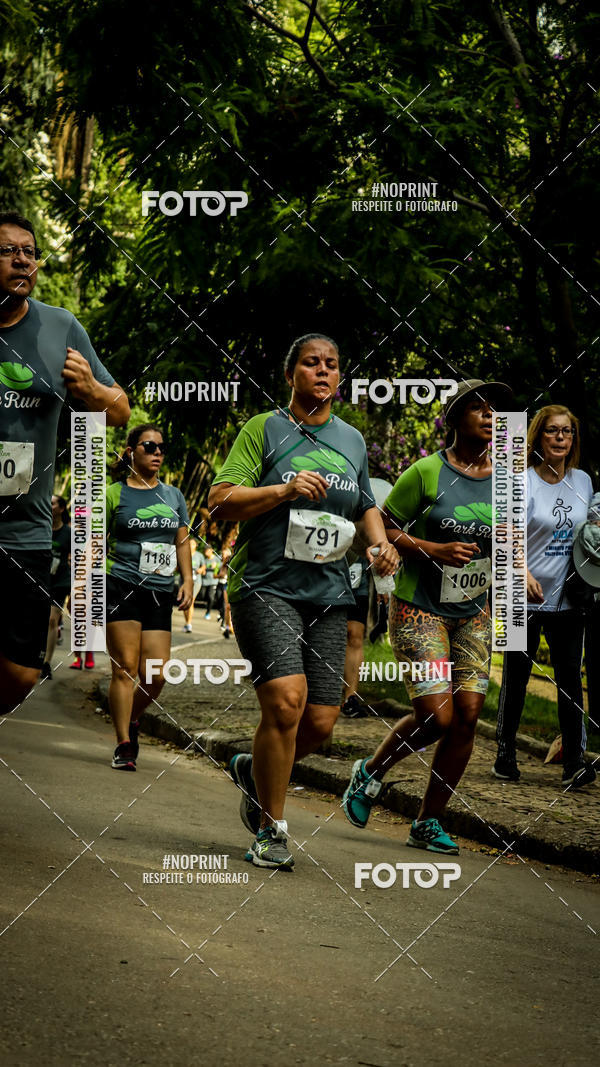 Buy your photos of the eventPark Run on Fotop
