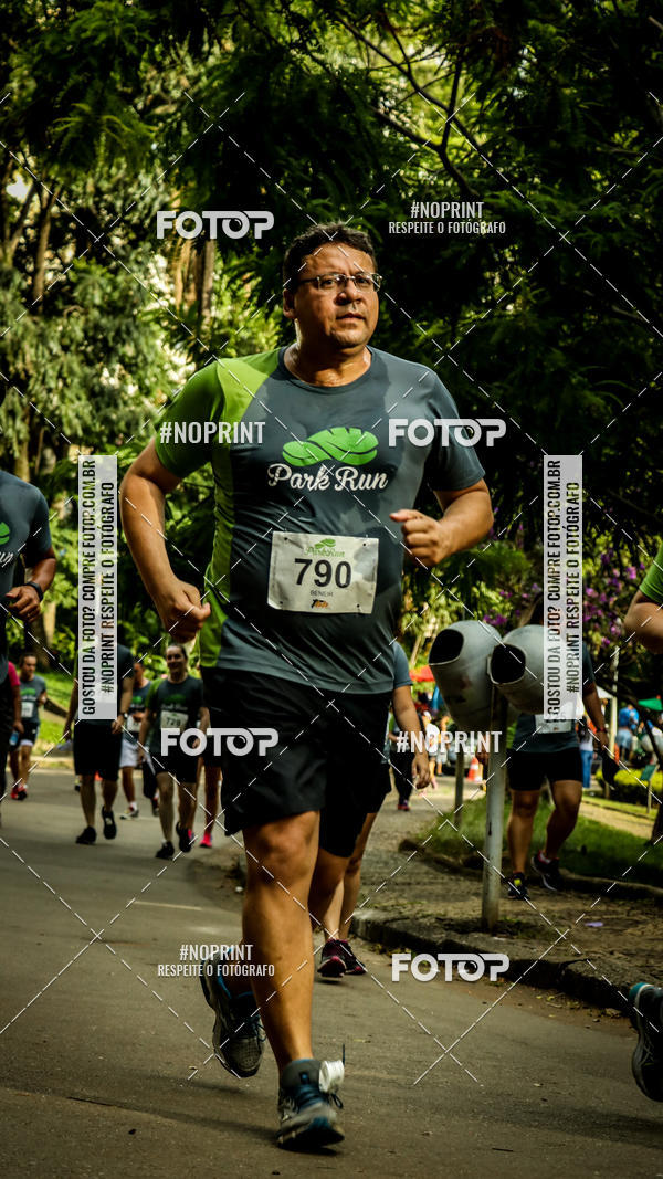 Buy your photos of the eventPark Run on Fotop