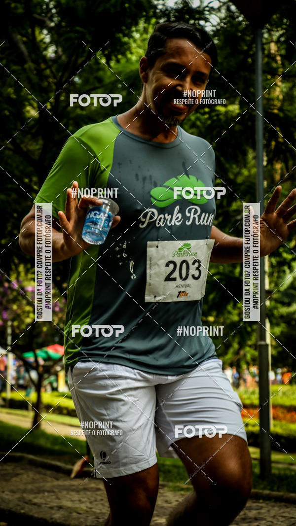 Buy your photos of the eventPark Run on Fotop