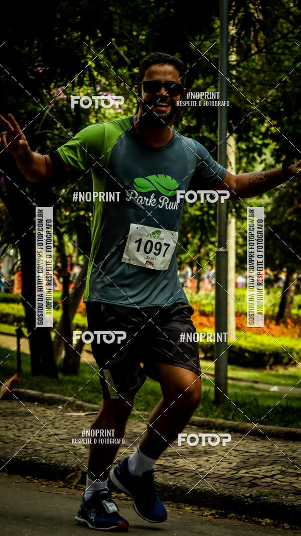 Buy your photos of the eventPark Run on Fotop