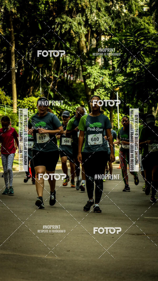 Buy your photos of the eventPark Run on Fotop