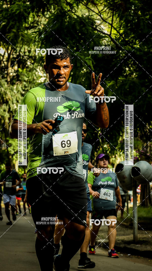 Buy your photos of the eventPark Run on Fotop