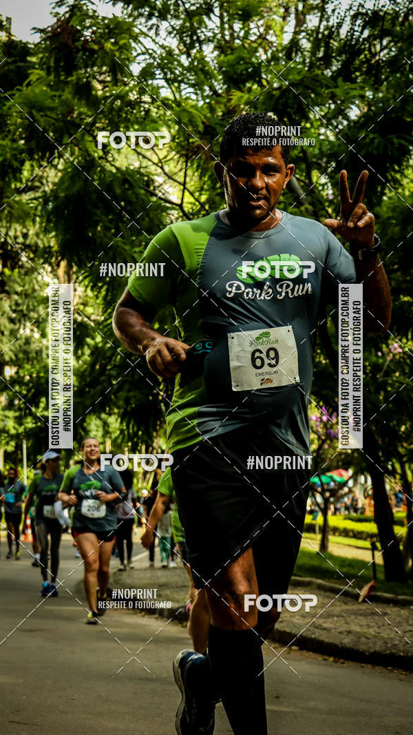 Buy your photos of the eventPark Run on Fotop
