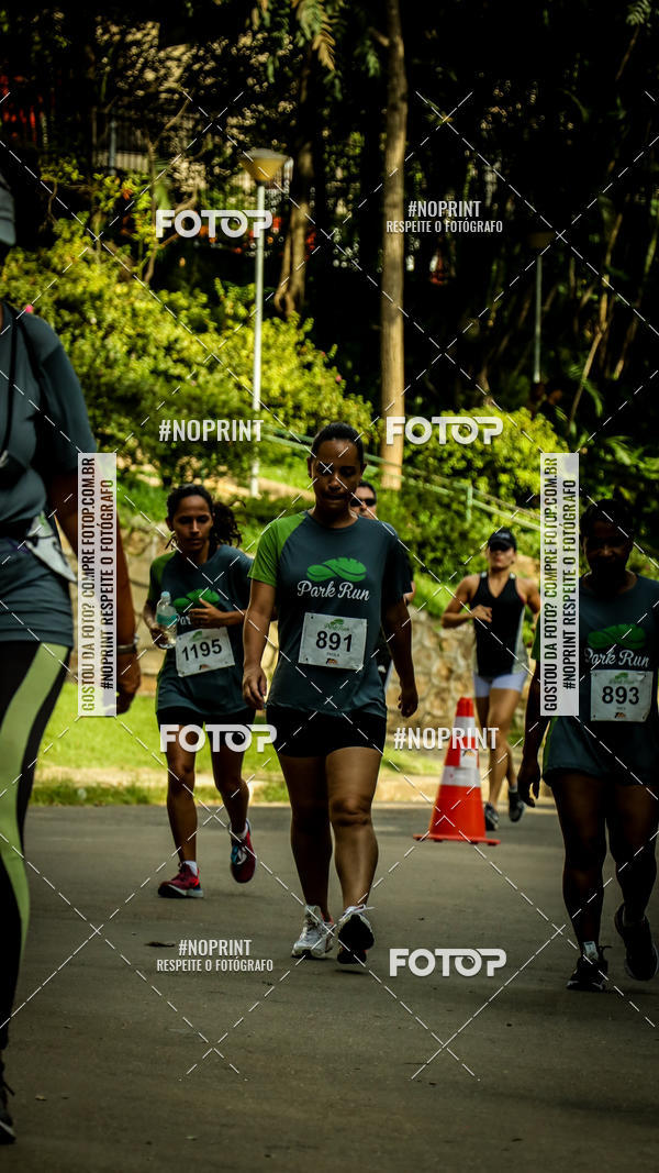 Buy your photos of the eventPark Run on Fotop