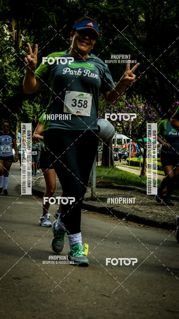 Buy your photos of the eventPark Run on Fotop