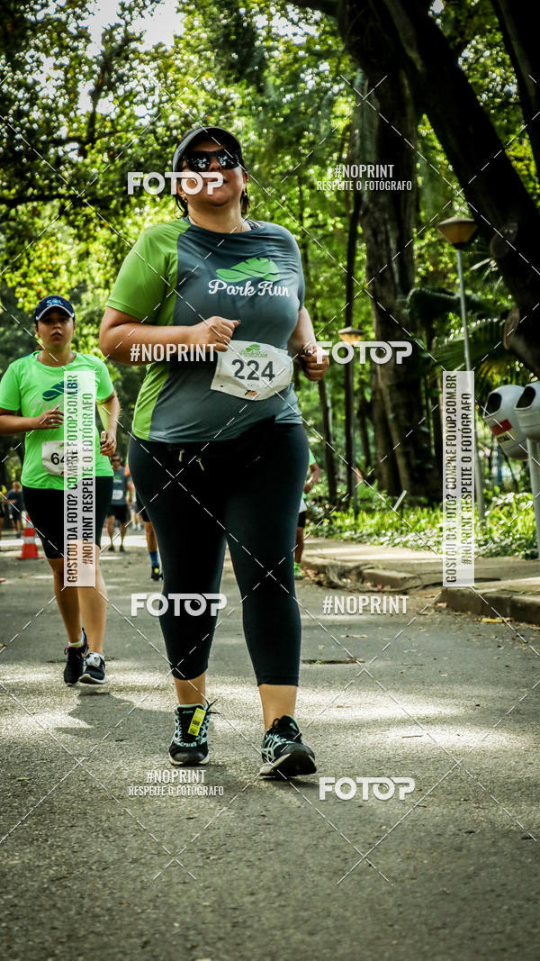 Buy your photos of the eventPark Run on Fotop