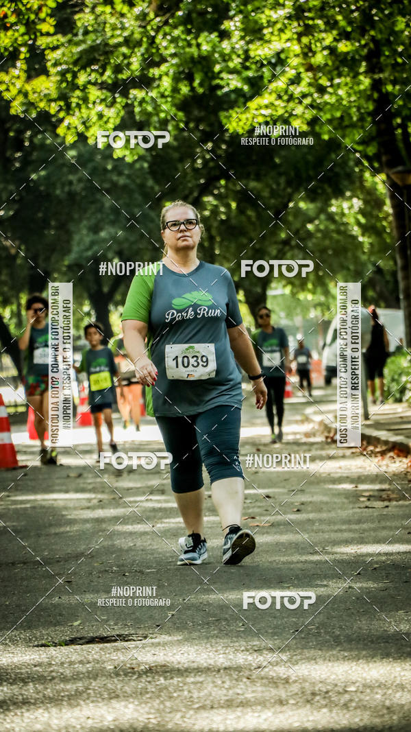 Buy your photos of the eventPark Run on Fotop