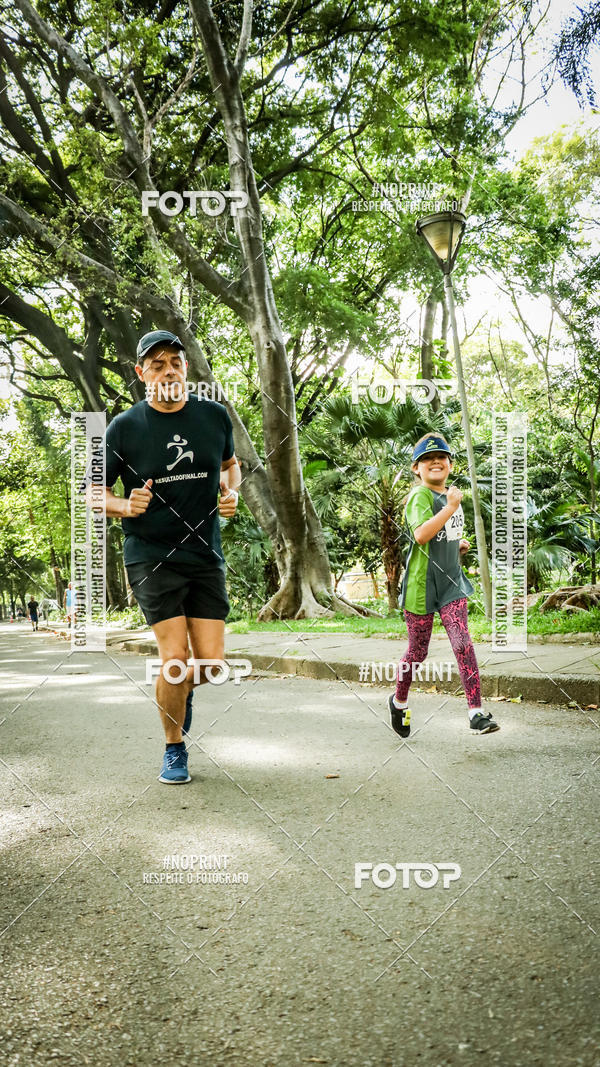 Buy your photos of the eventPark Run on Fotop
