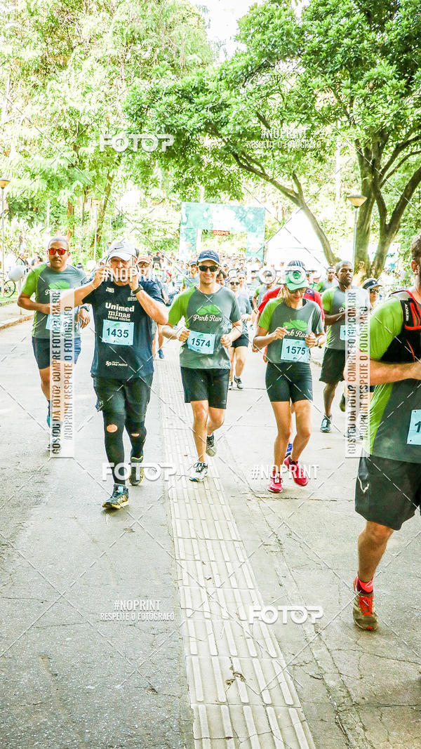 Buy your photos of the eventPark Run on Fotop
