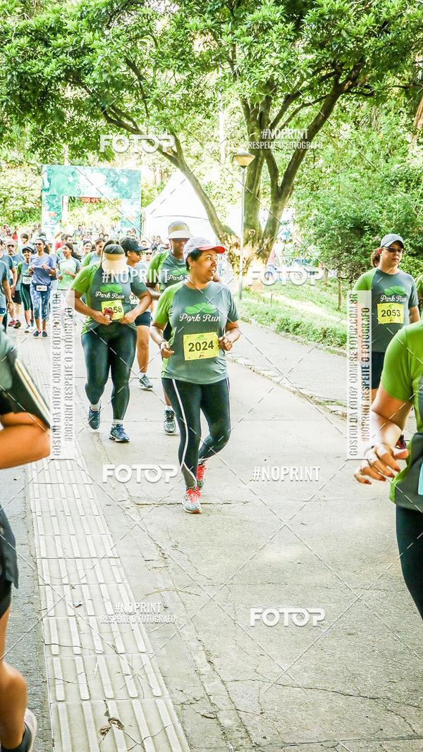 Buy your photos of the eventPark Run on Fotop