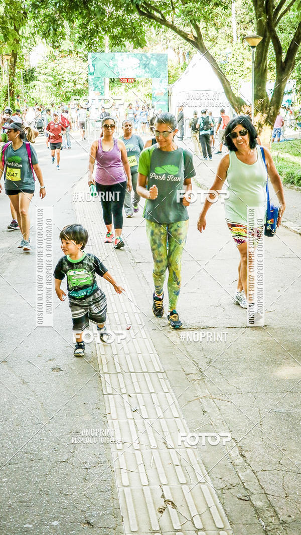 Buy your photos of the eventPark Run on Fotop