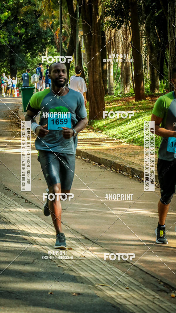 Buy your photos of the eventPark Run on Fotop