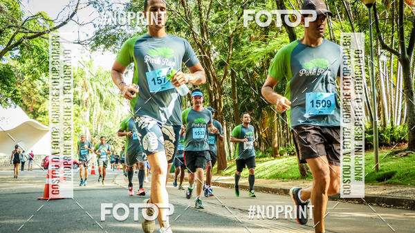 Buy your photos of the eventPark Run on Fotop