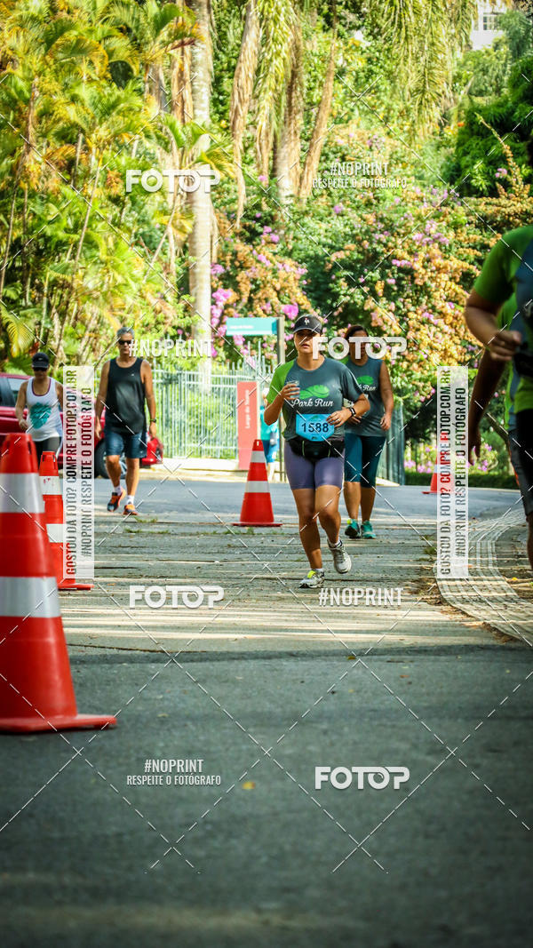 Buy your photos of the eventPark Run on Fotop