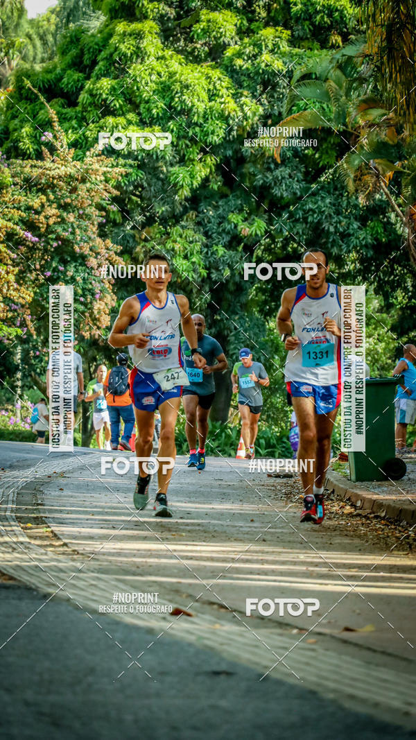 Buy your photos of the eventPark Run on Fotop