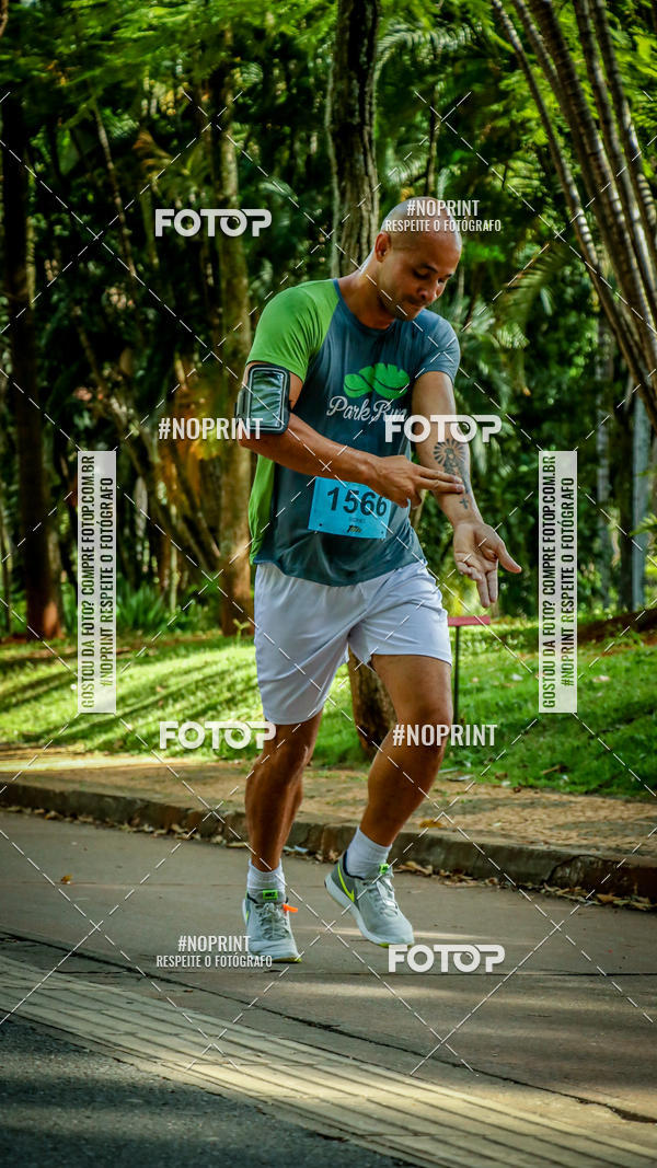 Buy your photos of the eventPark Run on Fotop