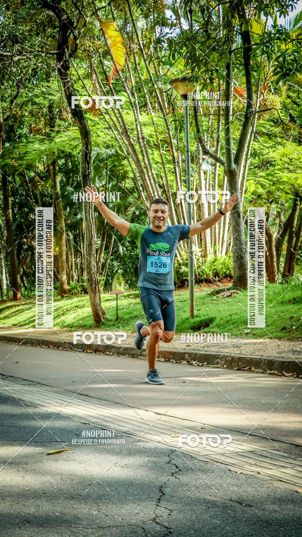 Buy your photos of the eventPark Run on Fotop