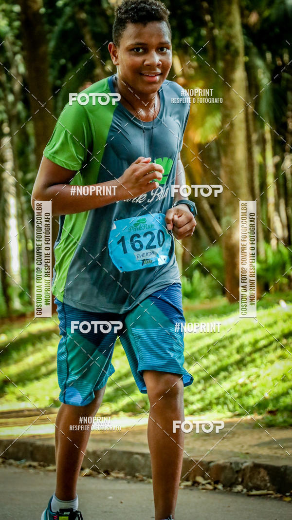 Buy your photos of the eventPark Run on Fotop