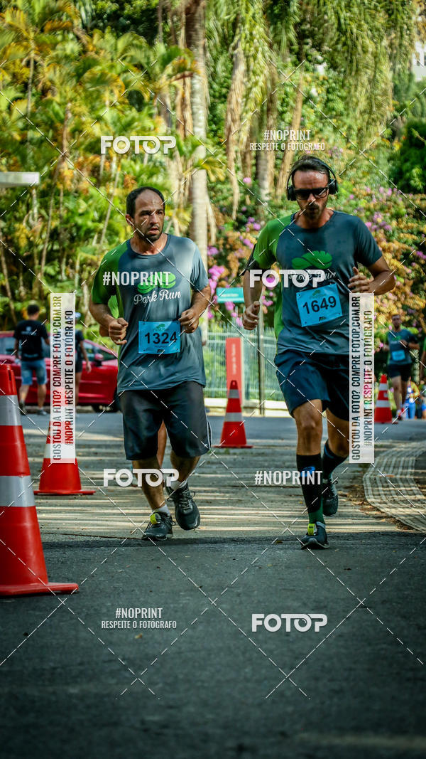 Buy your photos of the eventPark Run on Fotop