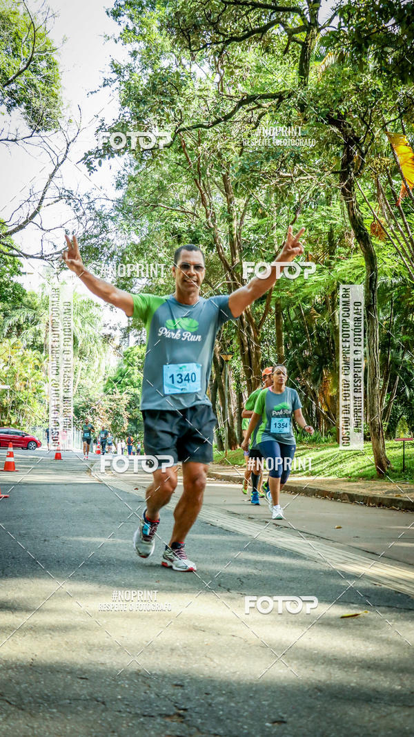 Buy your photos of the eventPark Run on Fotop