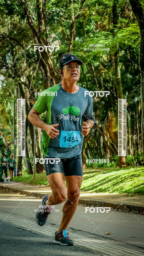 Buy your photos of the eventPark Run on Fotop