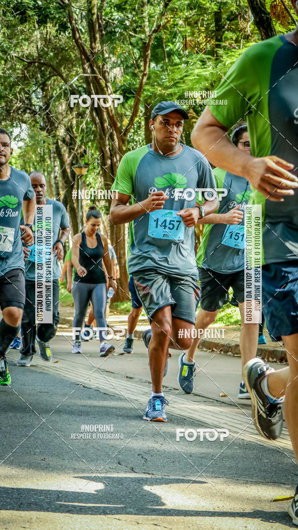 Buy your photos of the eventPark Run on Fotop