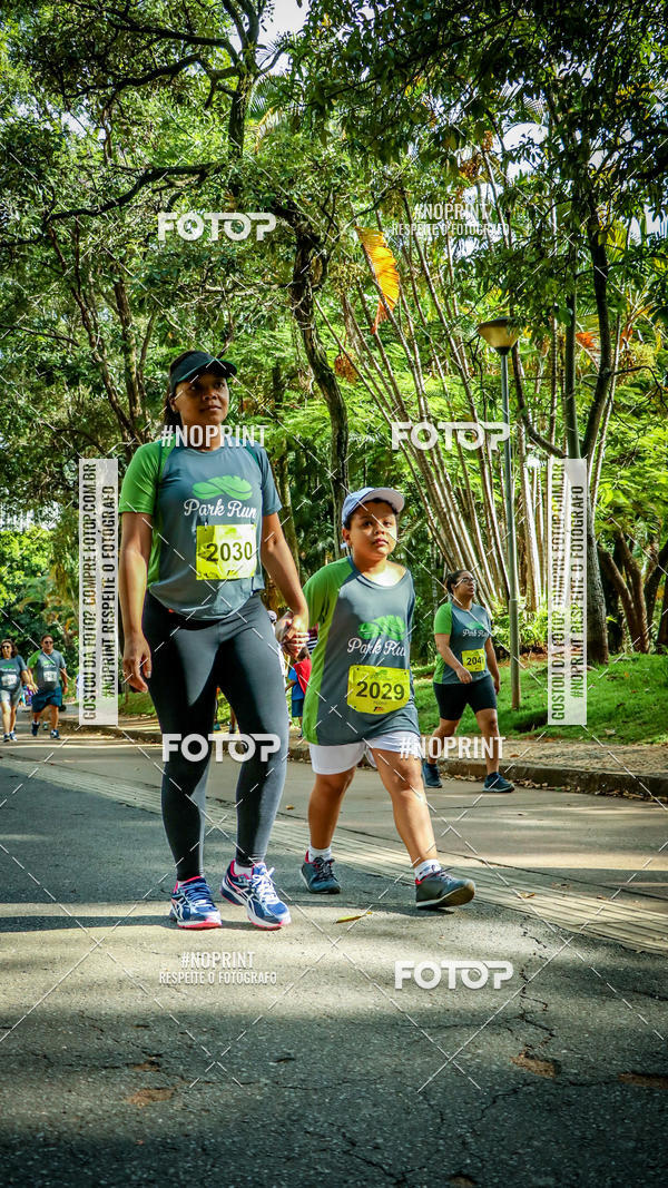 Buy your photos of the eventPark Run on Fotop