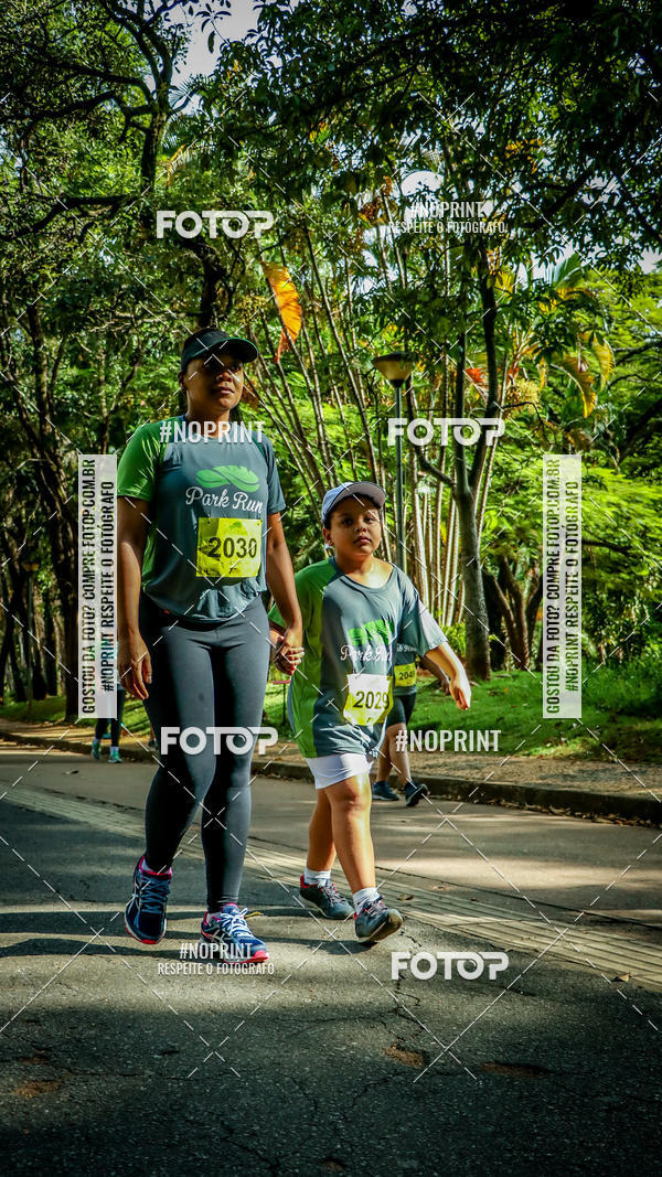 Buy your photos of the eventPark Run on Fotop