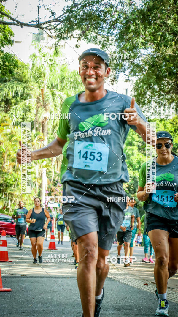 Buy your photos of the eventPark Run on Fotop