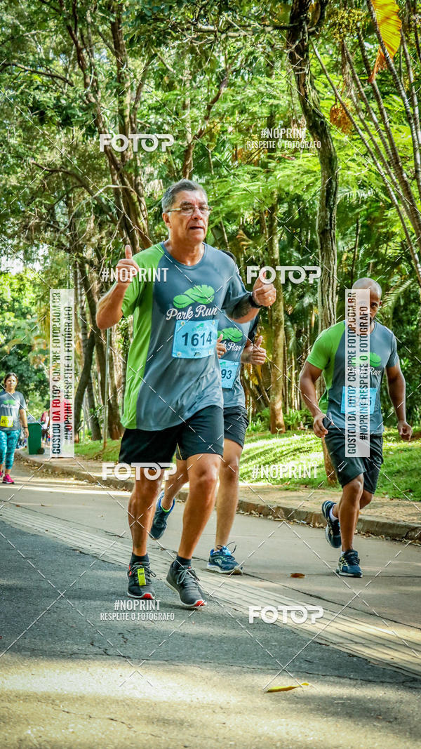 Buy your photos of the eventPark Run on Fotop
