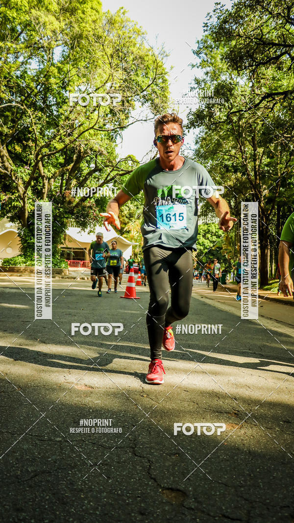 Buy your photos of the eventPark Run on Fotop