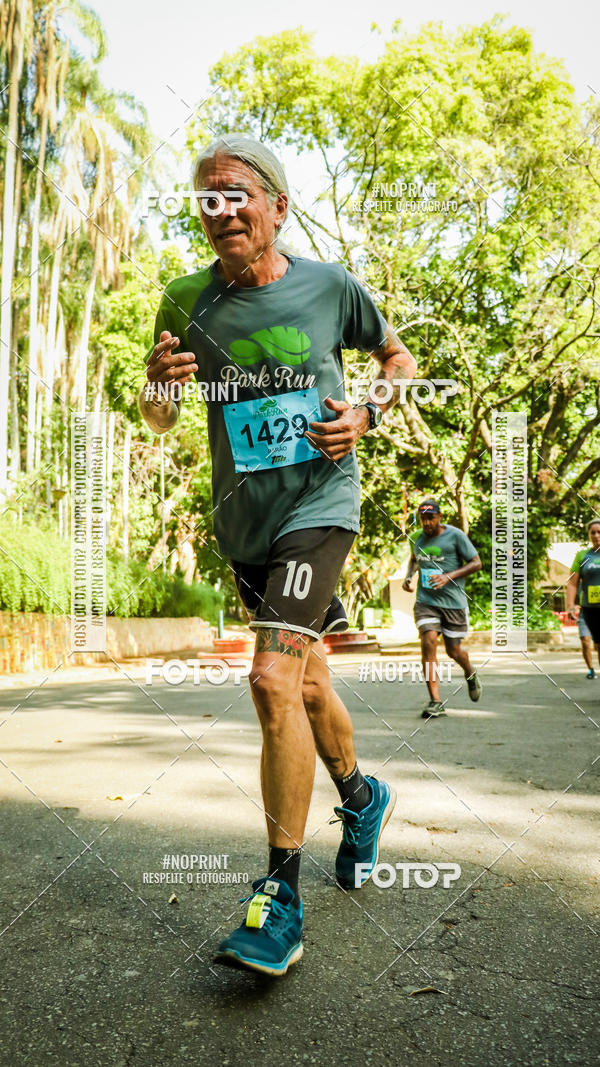 Buy your photos of the eventPark Run on Fotop