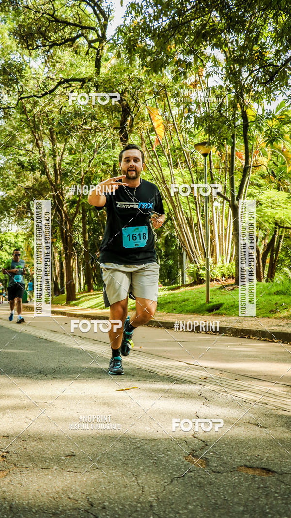 Buy your photos of the eventPark Run on Fotop