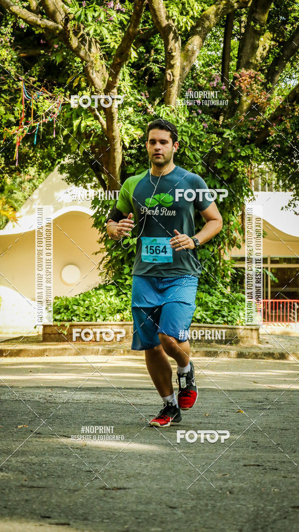 Buy your photos of the eventPark Run on Fotop