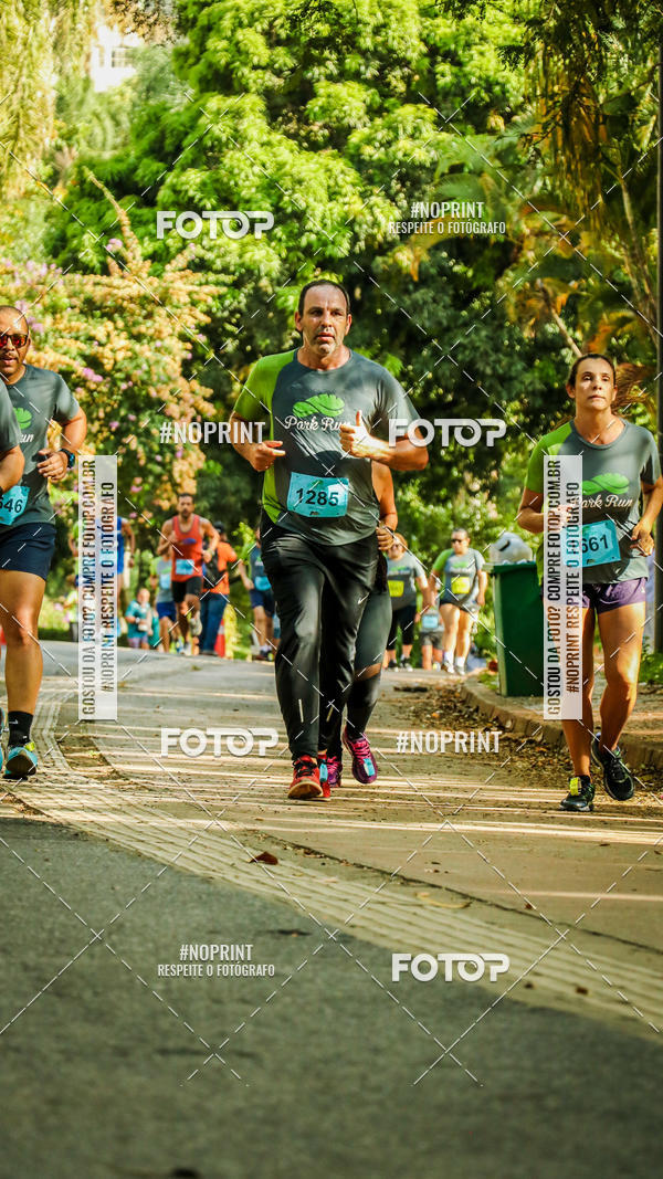 Buy your photos of the eventPark Run on Fotop