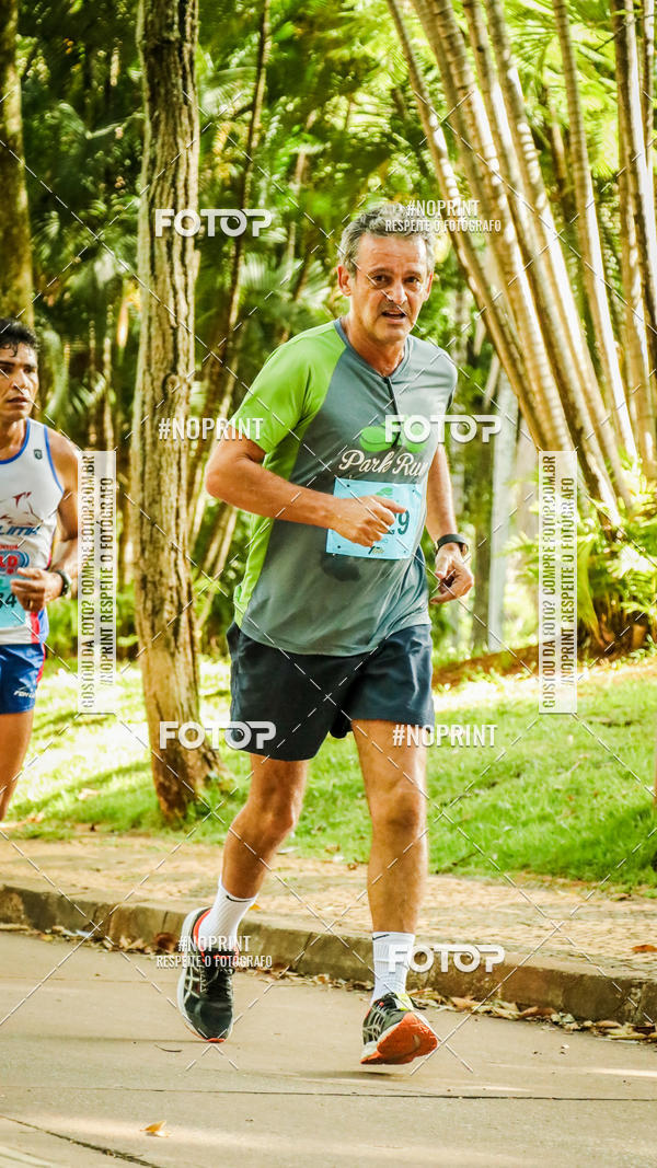Buy your photos of the eventPark Run on Fotop