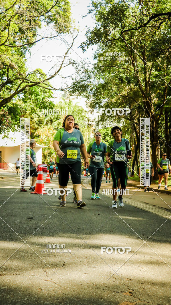 Buy your photos of the eventPark Run on Fotop