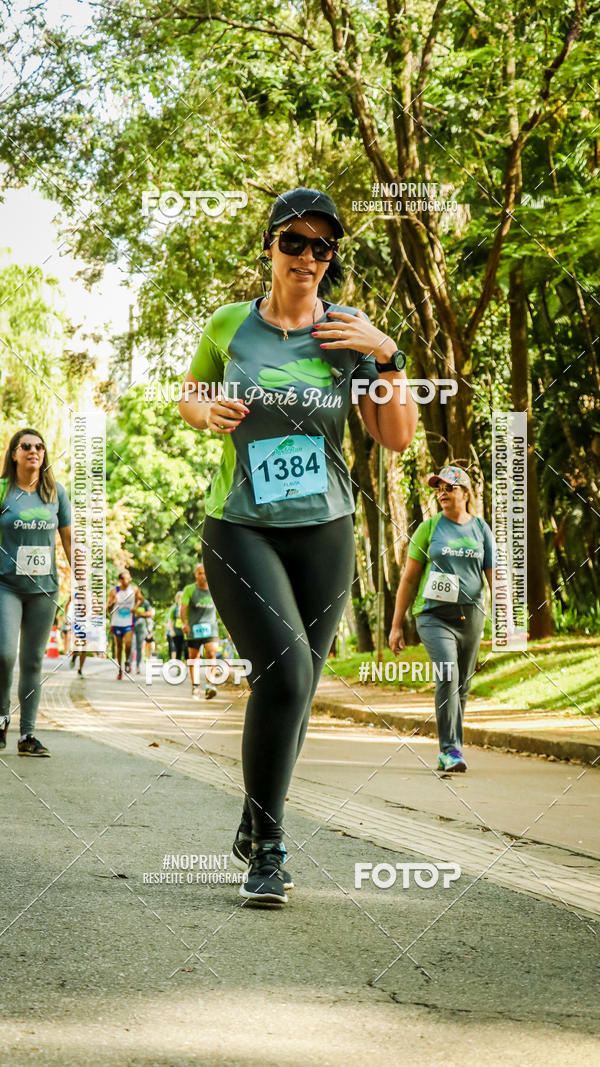 Buy your photos of the eventPark Run on Fotop