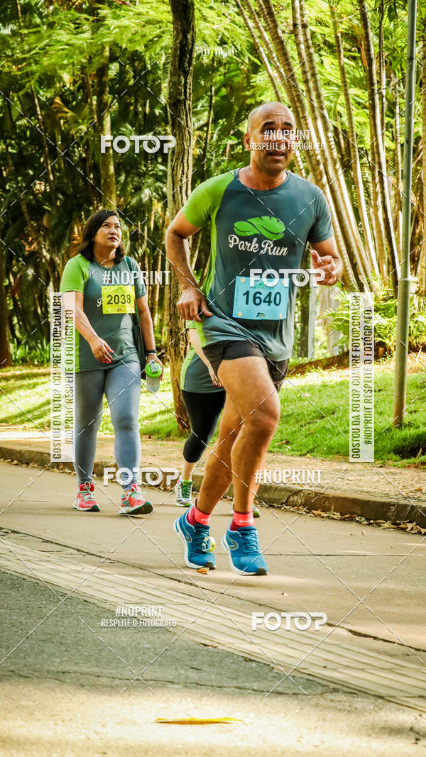 Buy your photos of the eventPark Run on Fotop