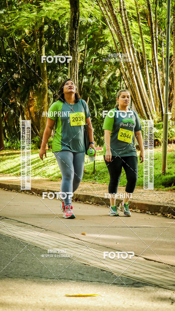 Buy your photos of the eventPark Run on Fotop