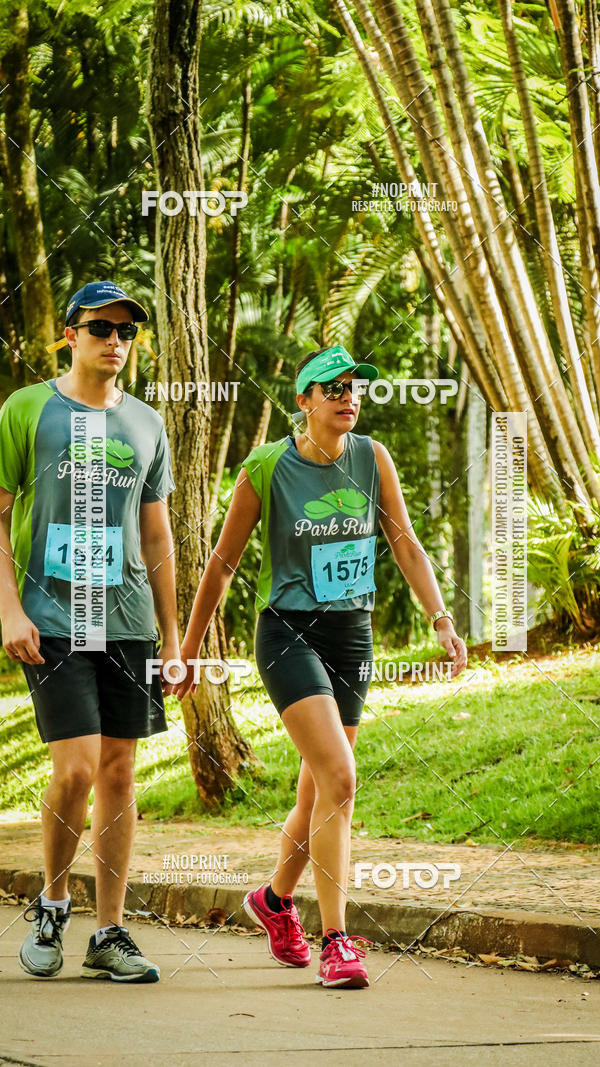 Buy your photos of the eventPark Run on Fotop