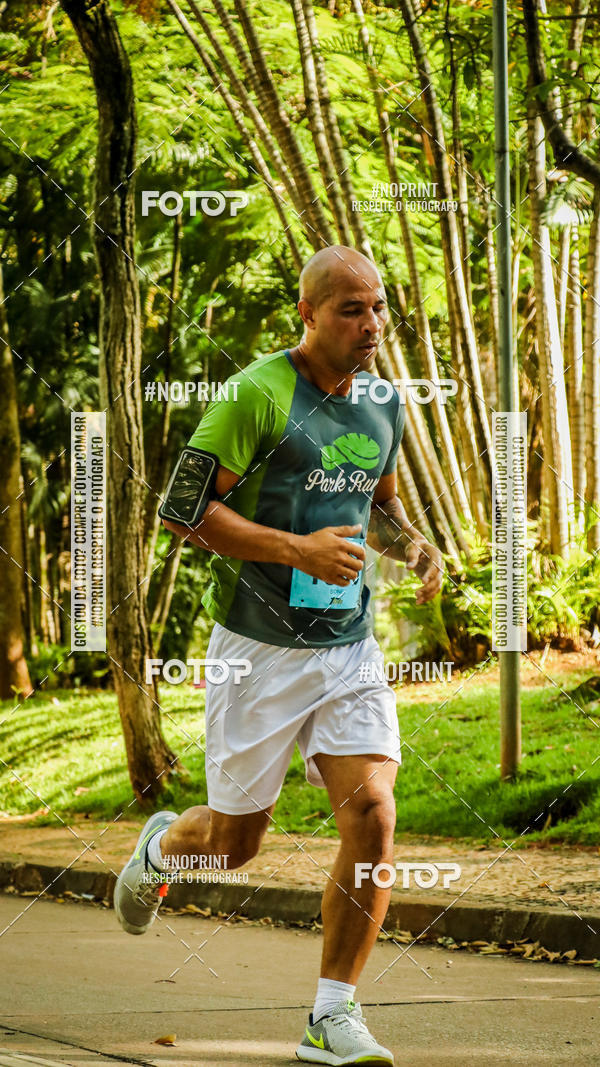 Buy your photos of the eventPark Run on Fotop
