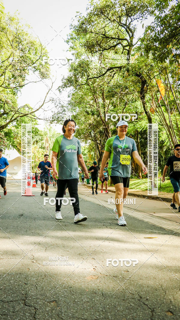 Buy your photos of the eventPark Run on Fotop