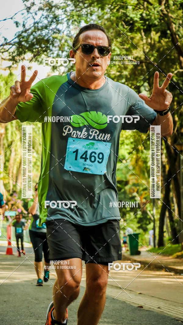 Buy your photos of the eventPark Run on Fotop