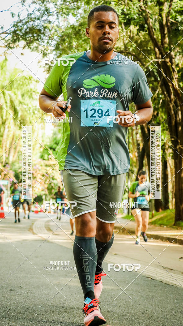 Buy your photos of the eventPark Run on Fotop