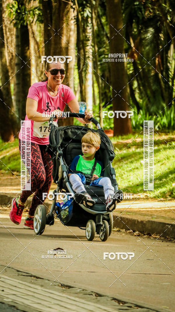 Buy your photos of the eventPark Run on Fotop